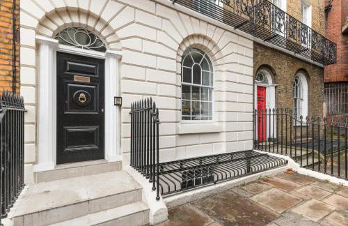 Parea Living - Spacious 4 Story House, Families, Big Groups - Foto 37