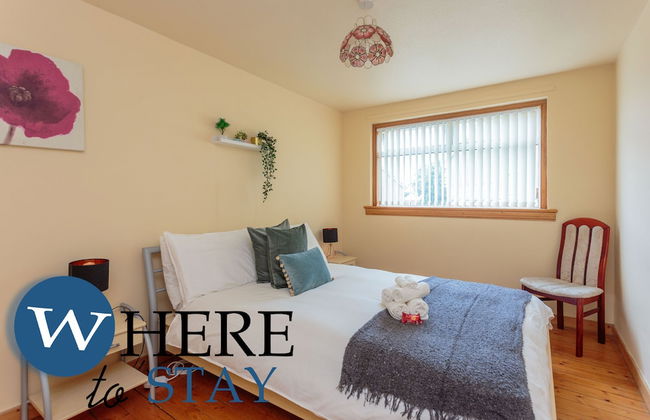 Lovely Apartment by the Hillwood Park-free Parking - Foto 11