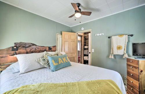 Family Home - Walk to Town and Balsam Lake! - Foto 29