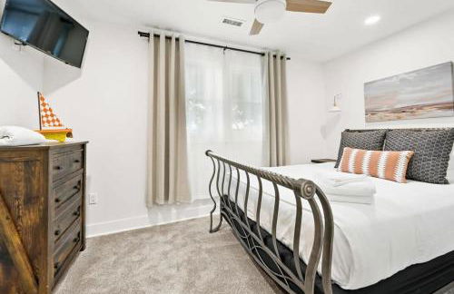 4BR for 10, Near Ark, High-Tech Kitchen, Parking! - Foto 22