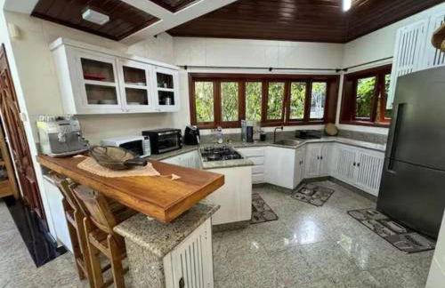 Casa de Alto Padrão em Guaecá 300m da praia - Foto 12