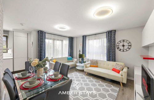 Modern 3 Bed Apartment in Acton by Amber Stays, Perfect for Business & Contractors - Photo 15
