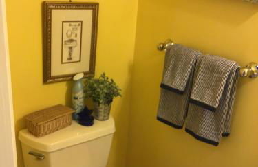 Convention Center/Logan Circle Large Cozy House. - Foto 17