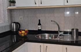 Ideal Holiday Apartment City Center - Photo 15