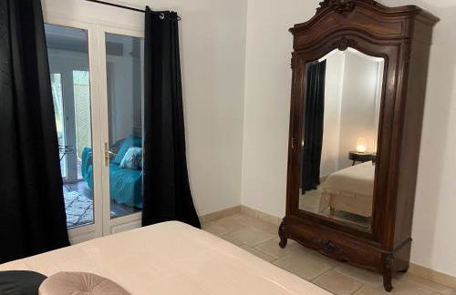 Gîte de charme Jas de Berrias Ardèche du Sud Piscine - Photo 23