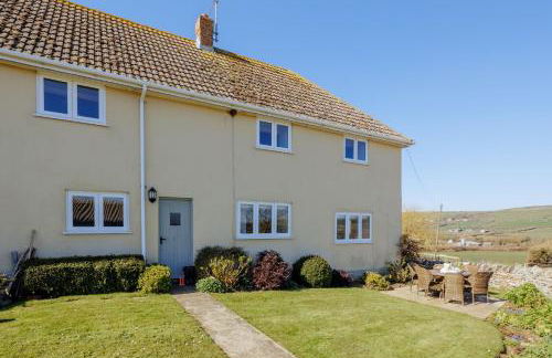 Dorset Farmhouse - Photo 5