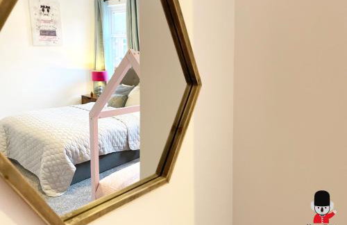 KozyGuru / Wigan / 2BR 4Beds / Newly Refurbished Stylish Holiday House / Close to Big Retail Park / UWNE034 - Foto 34