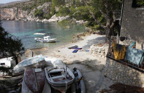 Robinson Erina - Photo 28