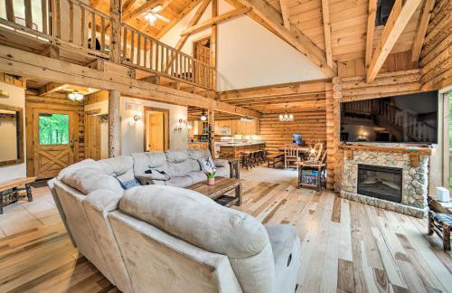 Classy Home w/ Hot Tub: 2 Mi to Lake Access! - Photo 5