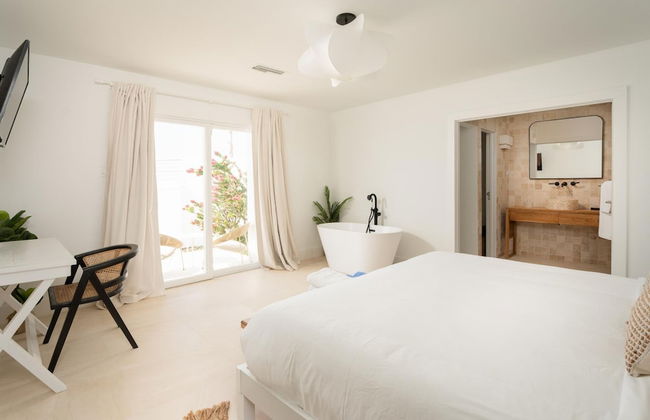 Beachfront Villa w Pool Sleeps 16 Dining Tub - Foto 30