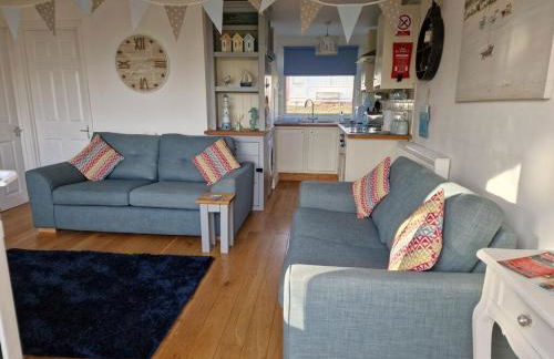 Dartmouth Caldon Holiday Chalet Sleeps 4 wifi elec inc Pets welcome - Foto 1