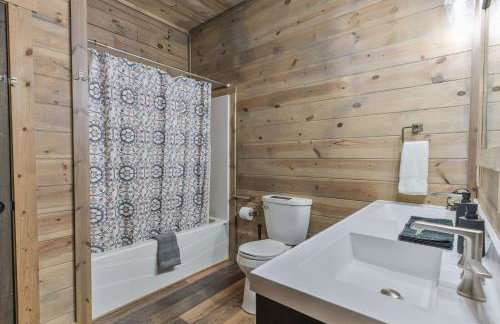 Serenity Ridge 6 Br Sleeps 16 Pool Hot Tub - Foto 28