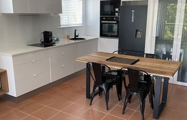 The York Beachfront Holiday Apartments - Photo 4