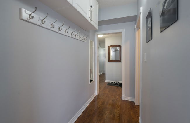 Applewood Suites - 4 BDRM King West - Photo 29