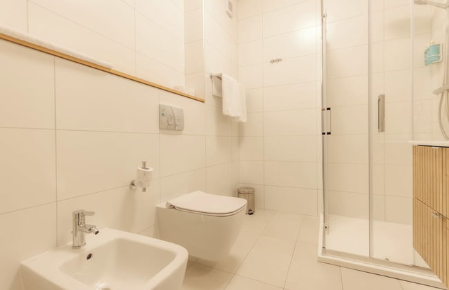 ZEN Central Apartments - Photo 33