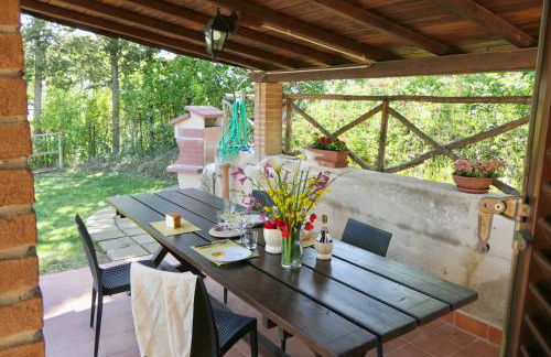 Chalet Elena in Montescudaio, ground floor with fenced garden - Foto 9