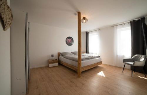 Schöne große Ferienwohnung 79m2 und 2 Bäder, Zentrumnah, 2OG - Foto 21