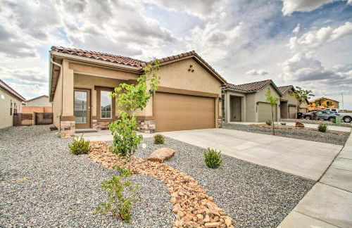 Family-Friendly Rio Rancho Home Near Old Town - Foto 27