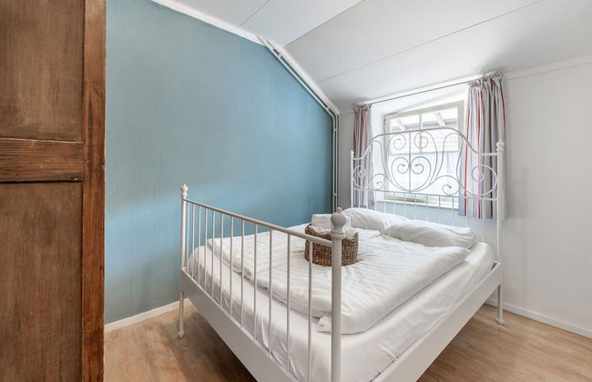 Holiday Home in Voerendaal With Terrace - Photo 4