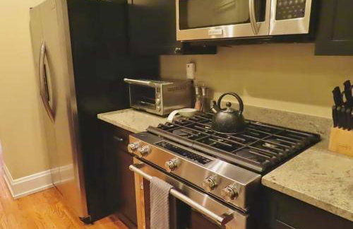 The Nook on Neil Walkable 3BR - Foto 12