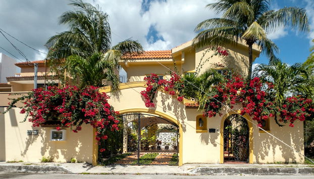 Entrada al alojamiento