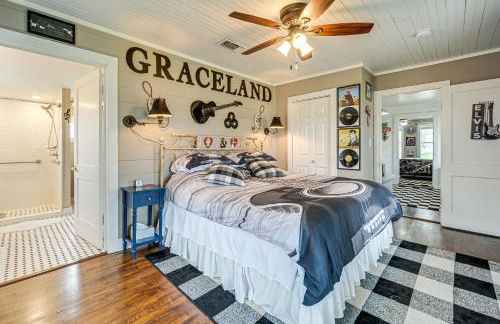 Retro Retreat in Llano with Screened Porch! - Photo 11