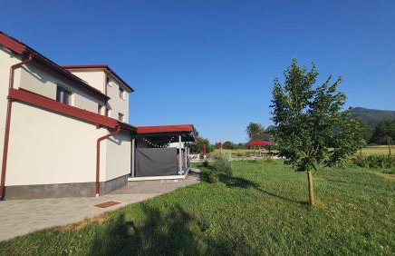 Apartman Fenestra s terasom i pogledom na Gacku - Foto 20