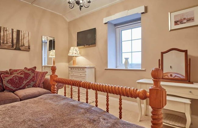 Host Stay The View Old Coastguard Cottage - Photo 20