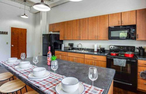 NY Style Centric Loft with King Bed by Park av - Foto 14