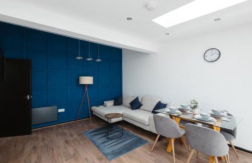 Two Bedroom Executive Pad by Traboule Properties Ltd - Foto 18