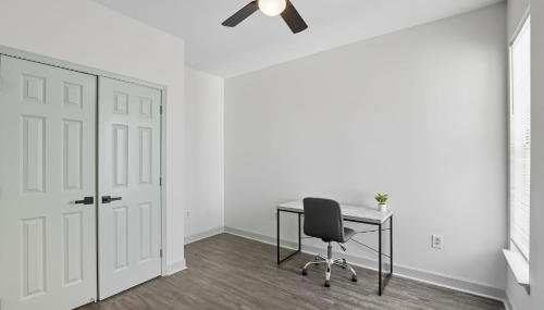 Bright & Stylish 2-Bed, 2-Bath Apartment - Foto 3