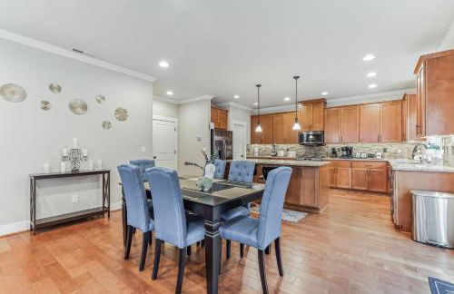 Spacious family and kids friendly house with backyard, fireplace, grill perfect for work crews - Foto 7
