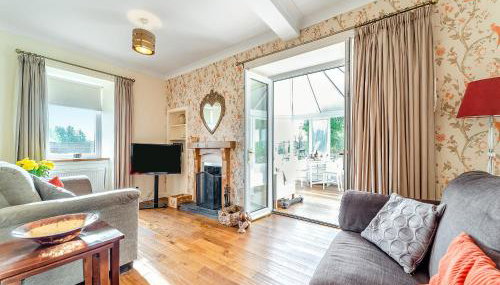 Torr Cottage - Photo 2