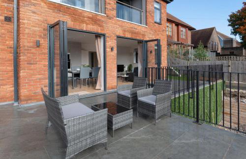 Modern Two Bedrooms Flat in Julien Road, CR5, London - Foto 7