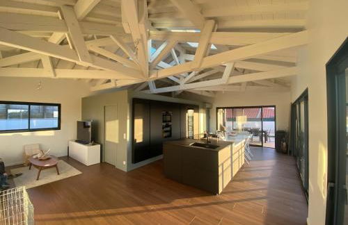 Beautiful new ocean facing villa - Foto 14