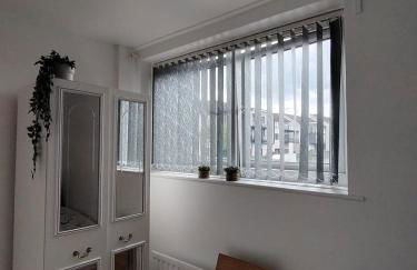 Luxury 4 Bed 3 bath 6 mins from City Renter - Foto 28