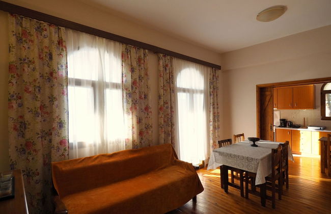 Sofia Limeni - Photo 34