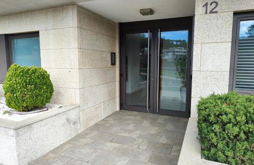 Un rincón con vistas a la Ría, playa y parking. - Foto 3