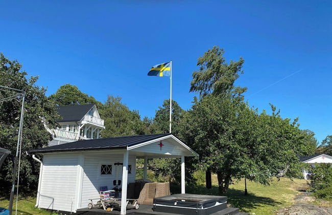 Charming Tynningö House With Sauna & BBQ - Photo 37