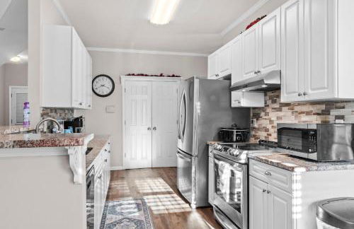 New to Vrbo Jefferson Poolside Escape w pool - Foto 2