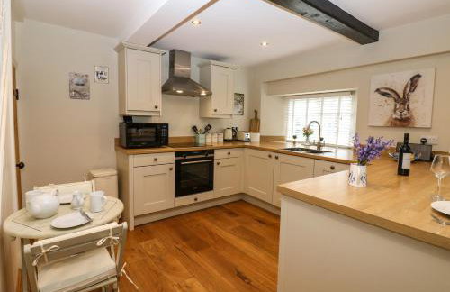 White Swan Cottage - Photo 9