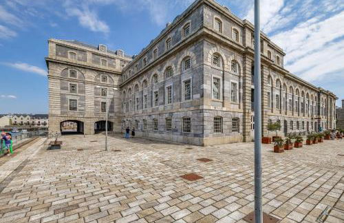 Luxury 2 bed Apartment in historic Royal William Yard - Foto 36