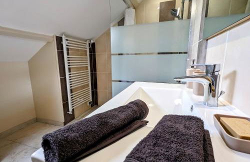 Maison calme et charmante au cœur du Berry, près des sites historiques, avec jardin privatif et parking. - FR-1-591-585 - Foto 14