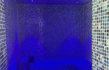 Delightful two bedroom caravan on Par Beach. - Foto 19