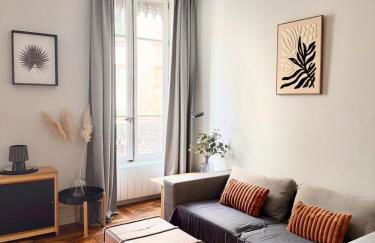 Art de Recevoir - Charmant cocon au cœur de Lyon avec vue sur Fourvière - Foto 3