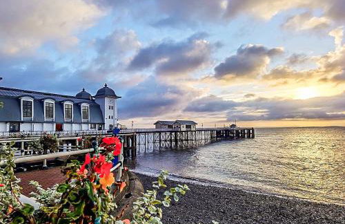 Hysryb Cottage - Photo 16