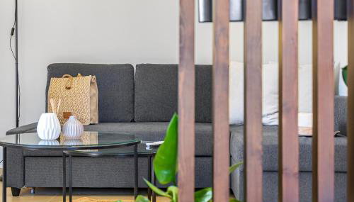 Lavris Seaside Apartment - Photo 3