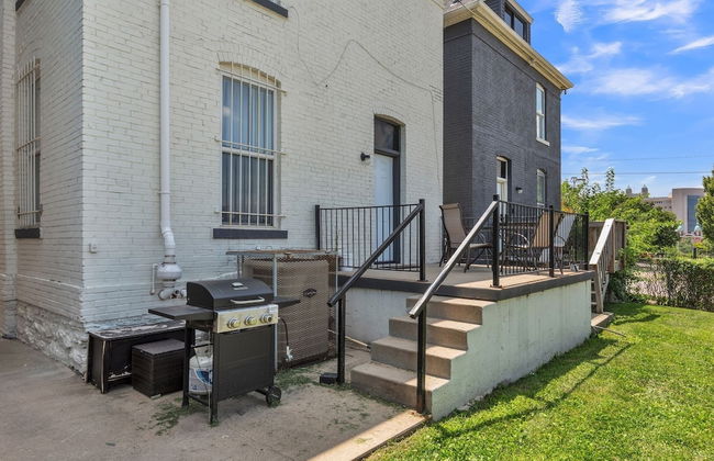 Brikctoria 1102 3 Bedroom Home - Photo 26