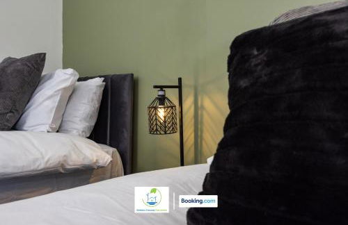 Cosy Retreat By Green Haven Escapes Short Lets & Serviced Accommodation Seacroft With Free Off-Street Parking & Pet-Friendly - Photo 22