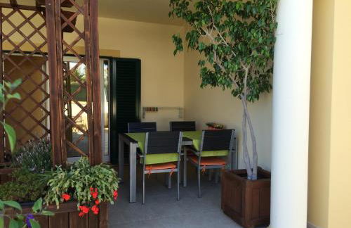 VILLA EBER - independent 1 & 2 bedroom apartments, pool, air con, fast Wi-Fi, near old town of Albufeira and beaches - Foto 31